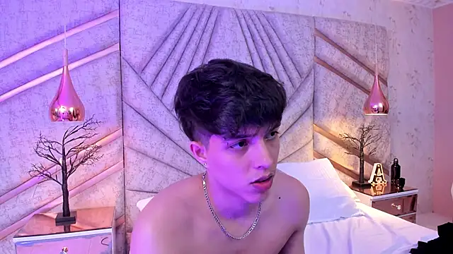 DamiaanXx online show from April 19, 6:21 pm