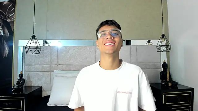 DannTaylor online show from April 24, 2:08 pm