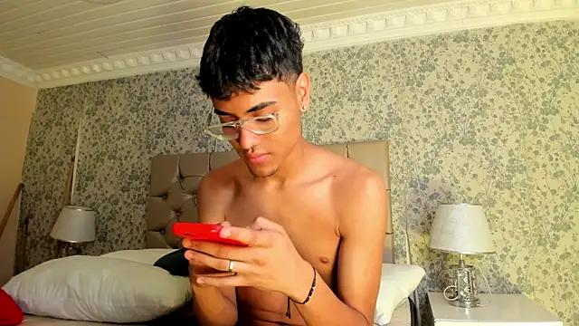 DannTaylor online show from April 27, 1:40 pm