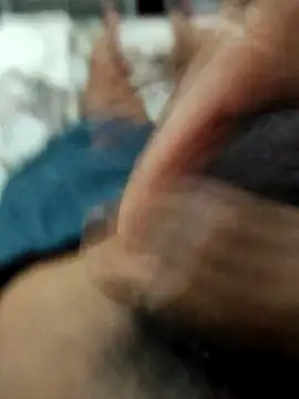 smalldick691333 online show from April 19, 6:46 am