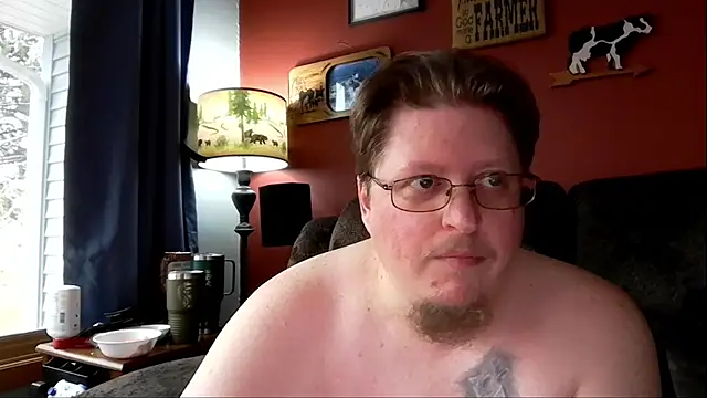 Outdoors Nude online show from April 2, 7:44 pm