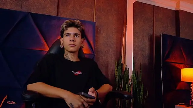 Bel Sebu online show from April 15, 3:39 am