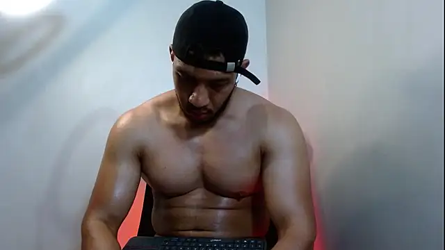 georgeholl online show from April 14, 11:04 pm