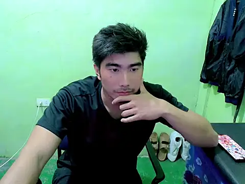 Hunkfireman online show from April 16, 4:56 am