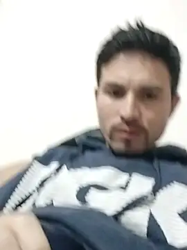 Joelcio19cm online show from April 30, 4:08 am