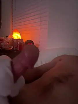 whyitwoof online show from April 6, 7:42 am