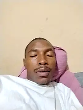 alphamale25 online show from April 28, 10:36 pm