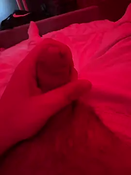 ptitcoquin9087 online show from April 7, 1:55 pm