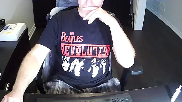 Shalun2000 online show from April 16, 11:40 pm