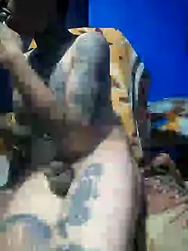 Snapshot of eroos_twink chatting on November 2, 10:19 am eroos twink online show from November 2, 10:19 am