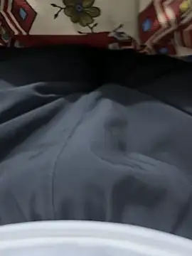 minkzz0 online show from April 18, 12:28 pm