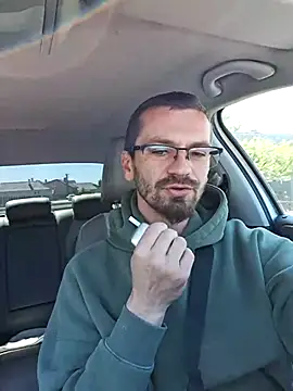 jozsi1995 online show from April 26, 10:45 am