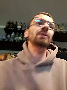 jozsi1995 online show from April 23, 3:47 pm