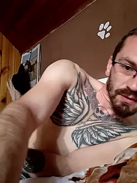 jozsi1995 online show from April 18, 6:04 am