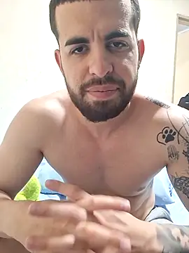 leoxxxgato online show from April 13, 6:08 pm