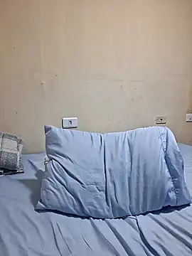 leoxxxgato online show from April 17, 1:52 am