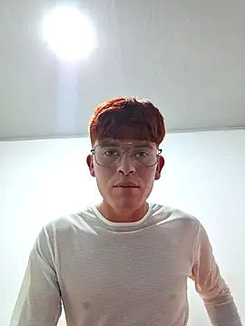 Alejandro Cardenas online show from April 29, 4:17 am