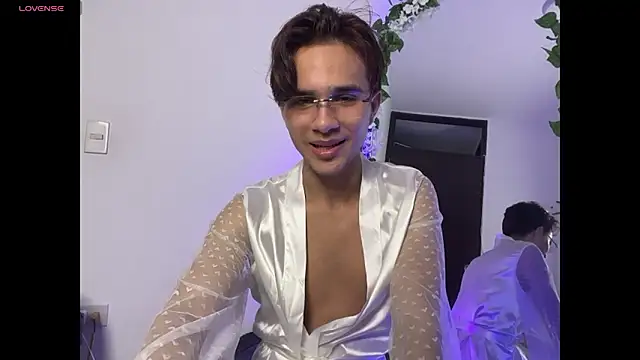 attlas1 online show from April 23, 3:03 pm