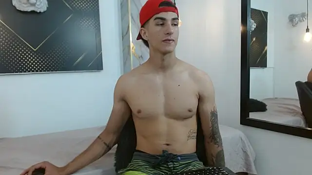 GoldenDesireX  online show from April 13, 7:36 pm