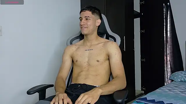 JakeMonroe online show from April 22, 4:01 pm