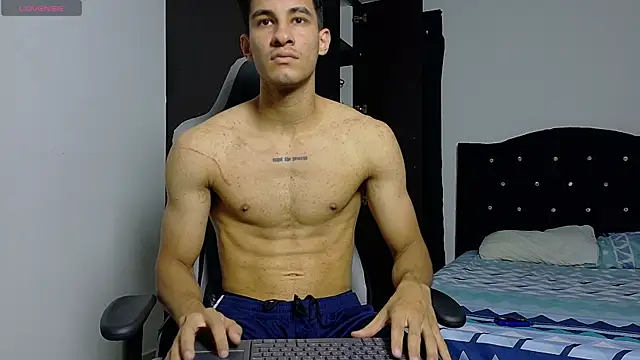 JakeMonroe online show from June 16, 9:39 pm