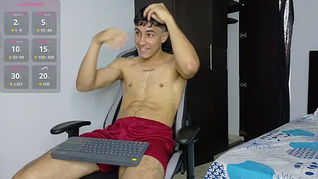 JakeMonroe online show from April 11, 7:17 pm