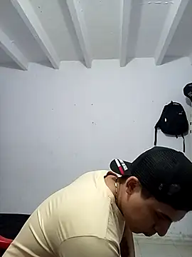 cmjeferson online show from April 25, 3:42 am