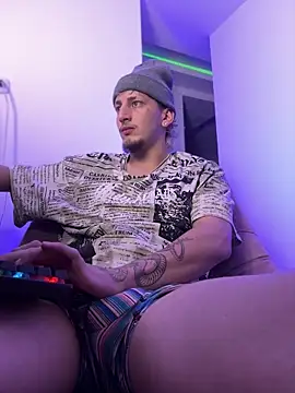 ZarcooX online show from April 9, 5:05 am