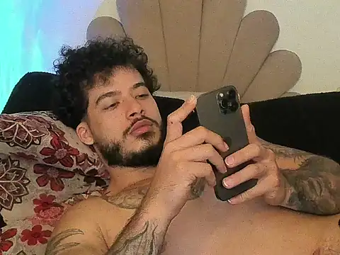 sinnei   online show from April 20, 2:30 pm