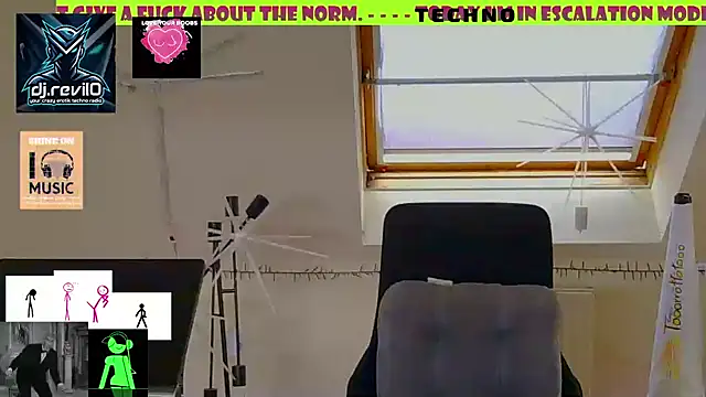 OllyFummler online show from April 18, 10:38 am