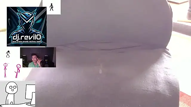 OllyFummler online show from April 10, 7:48 am