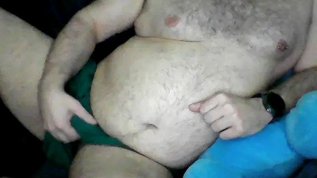 BriTheTopBear online show from April 24, 2:47 am