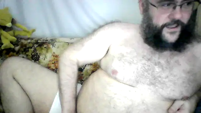 BriTheTopBear online show from April 20, 4:48 am