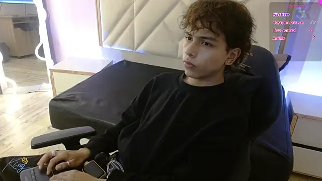 Elian tay online show from April 13, 11:44 am