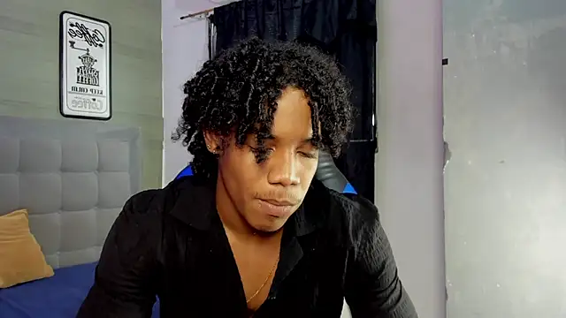 axel silva4 online show from April 18, 7:58 pm