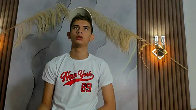 Ethanhot os online show from April 16, 6:08 pm