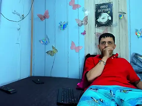 romeojupi online show from April 18, 2:57 am