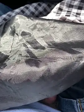 nerofu84 online show from April 15, 9:04 pm