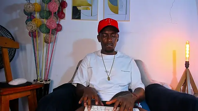 pipe monstercock online show from April 8, 10:40 pm