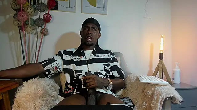 pipe monstercock online show from April 13, 8:20 pm