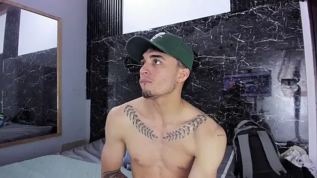 James-06 online show from April 14, 12:16 pm