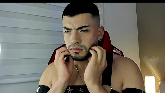 Alexander Diazz online show from April 27, 11:40 am