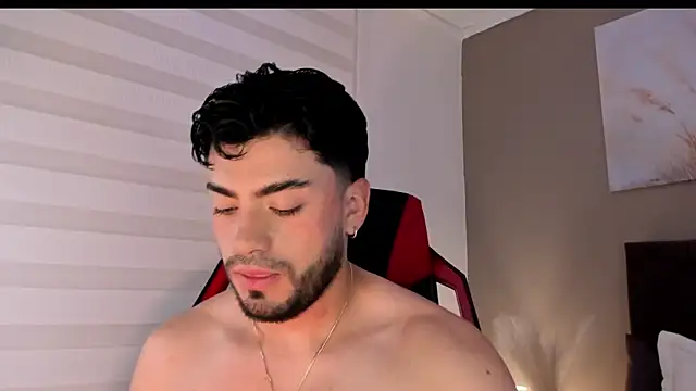 Alexander Diazz online show from April 10, 1:18 pm