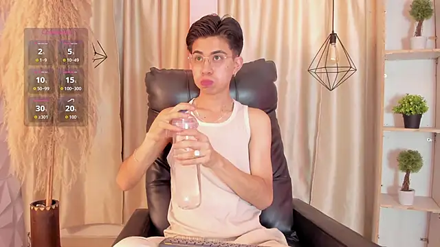 youn rider online show from April 18, 8:09 pm