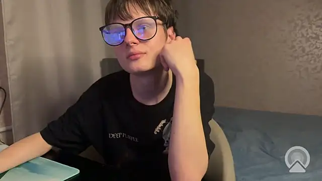 dalvos online show from April 29, 5:41 pm