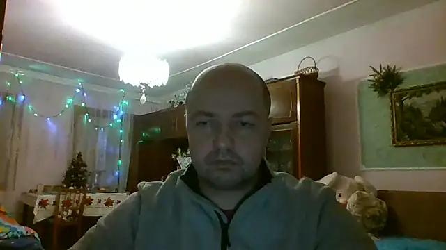 Luceriusbigass online show from January 5, 6:35 pm