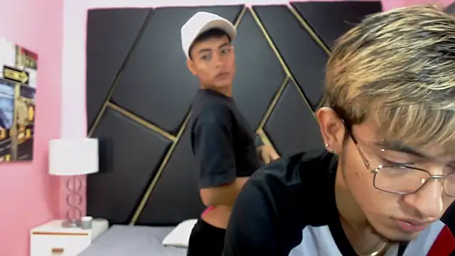 Juan saul1 online show from April 18, 10:38 am