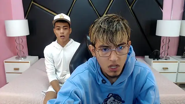 Juan saul1 online show from April 19, 10:15 am