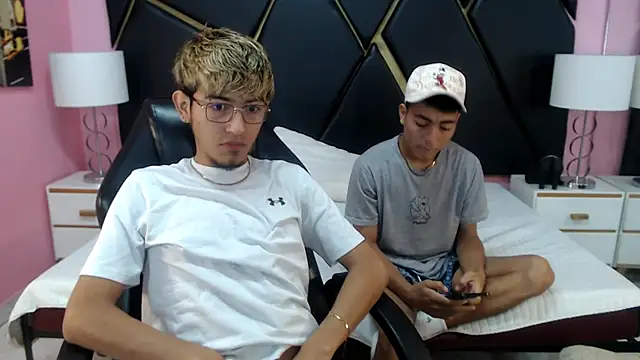 Juan saul1 online show from April 20, 10:07 am