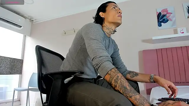 Damian Romanoff online show from April 29, 5:41 pm